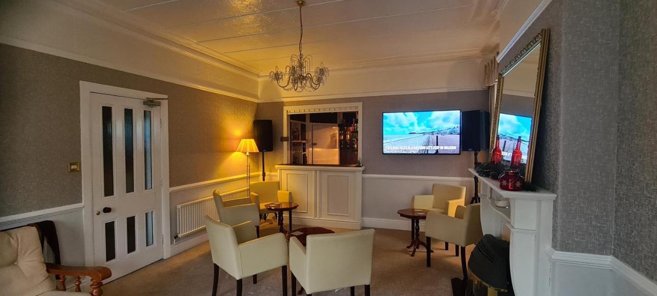 Sunnycroft Private Hotel Llandudno Eksteriør billede