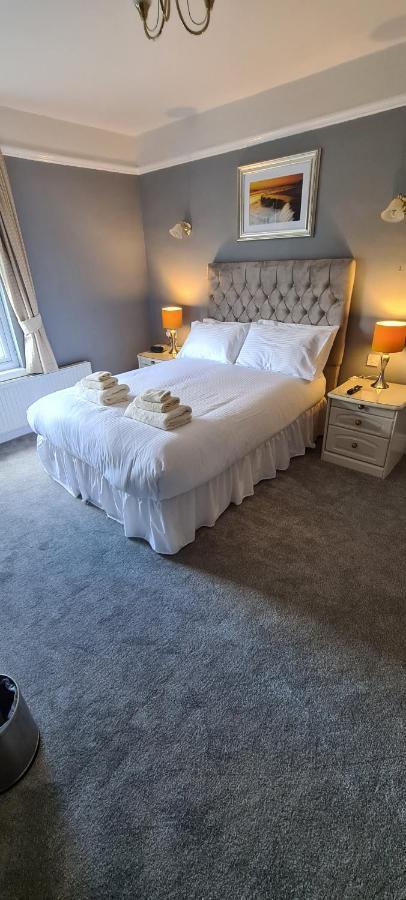 Sunnycroft Private Hotel Llandudno Eksteriør billede