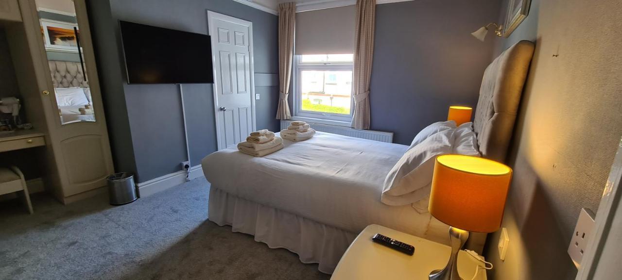 Sunnycroft Private Hotel Llandudno Eksteriør billede