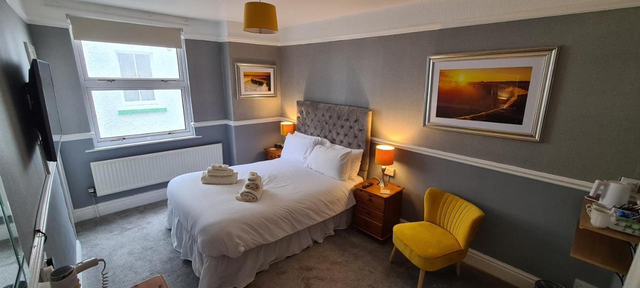 Sunnycroft Private Hotel Llandudno Eksteriør billede